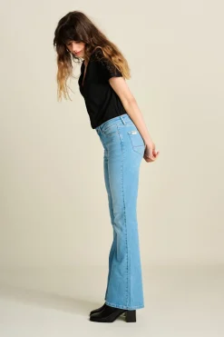 POM Amsterdam JEANS Esmee Flare Light Blue Hot